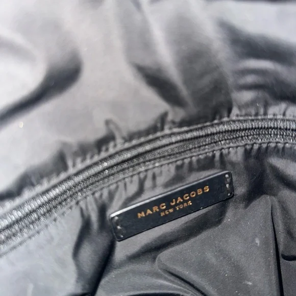 Marc Jacobs Elegant Black Accessory - Picture 4 of 6